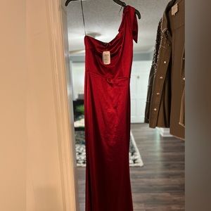 Red Windsor One Shoulder Maxi